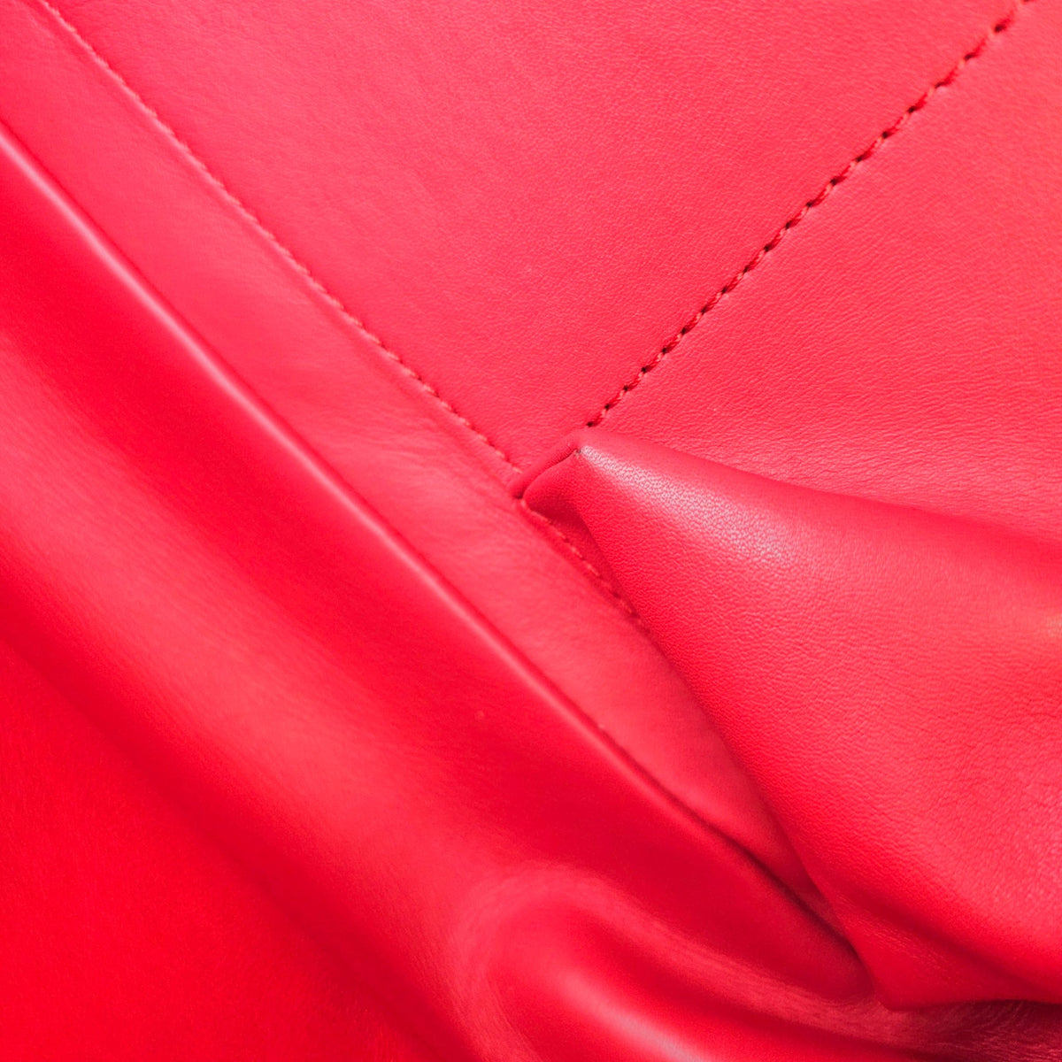 Boy Large Red Shoulder Bag Gold hardware