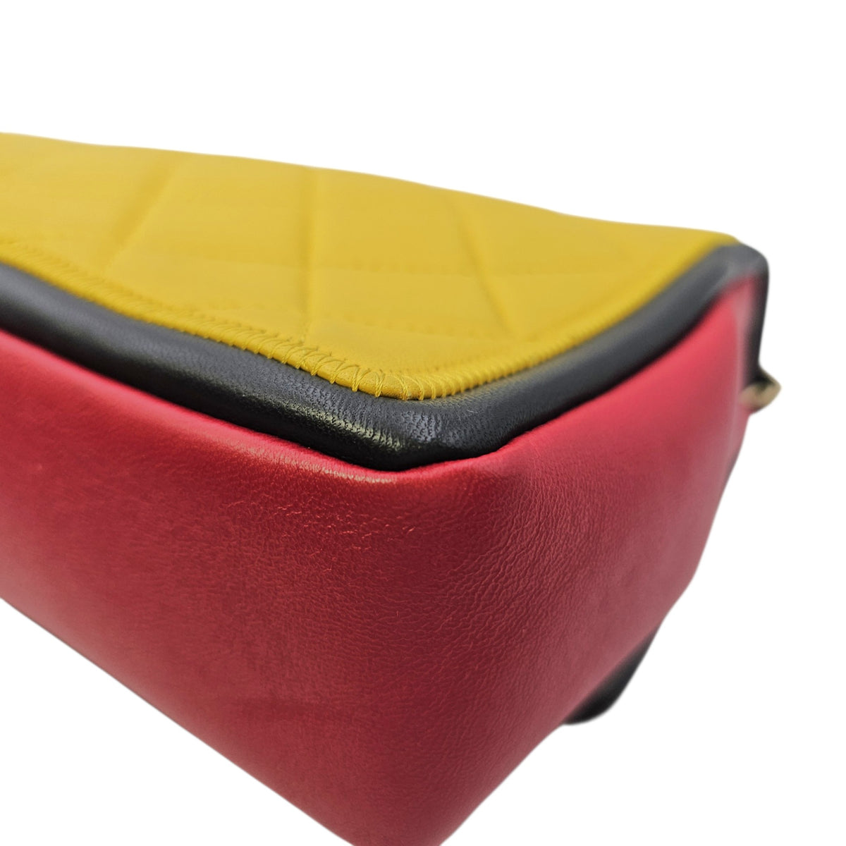 Seasonal CC 26 Multi-colour Shoulder Bag in Calfskin Gold hardware