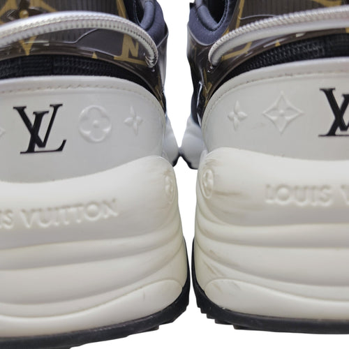 Run 55  40 Multi-colour Sneakers in Monogram Coated Canvas