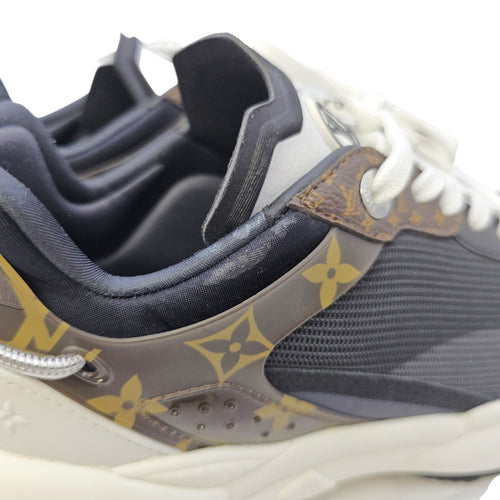 Run 55  40 Multi-colour Sneakers in Monogram Coated Canvas