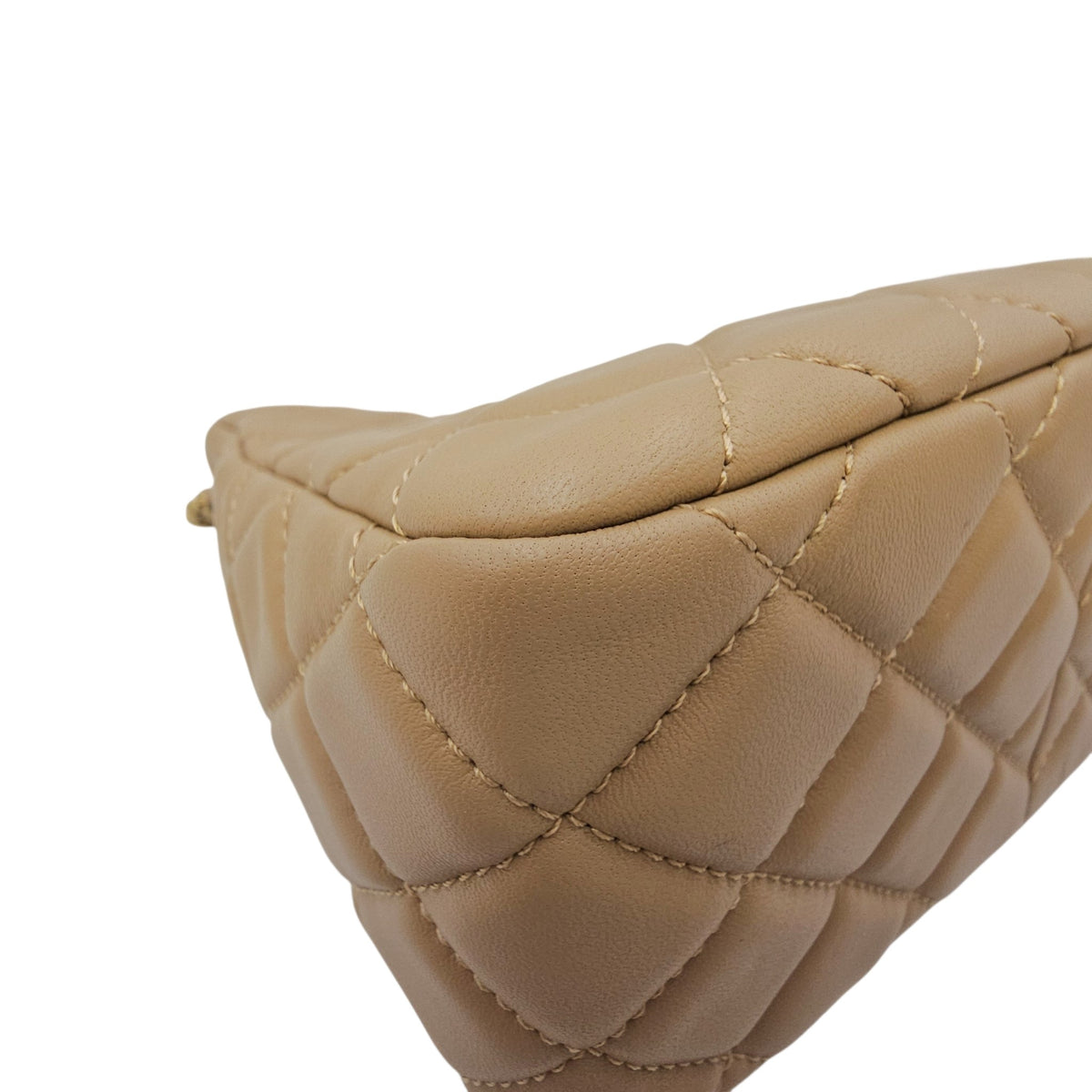 Pearl Crush  Beige Shoulder Bag in Lambskin Gold hardware