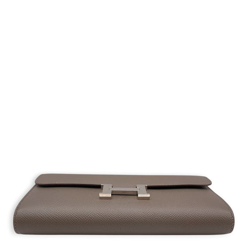 Constance To Go  Étain Wallet in Epsom Palladium hardware