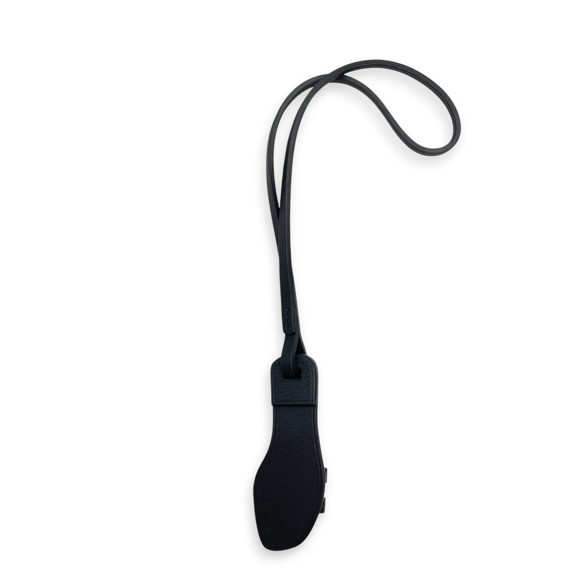 Oran Charm  Noir Charm in Epsom