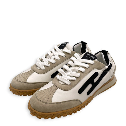 Jet Sneaker. Sz:37.5 White Sneakers in Suede Leather