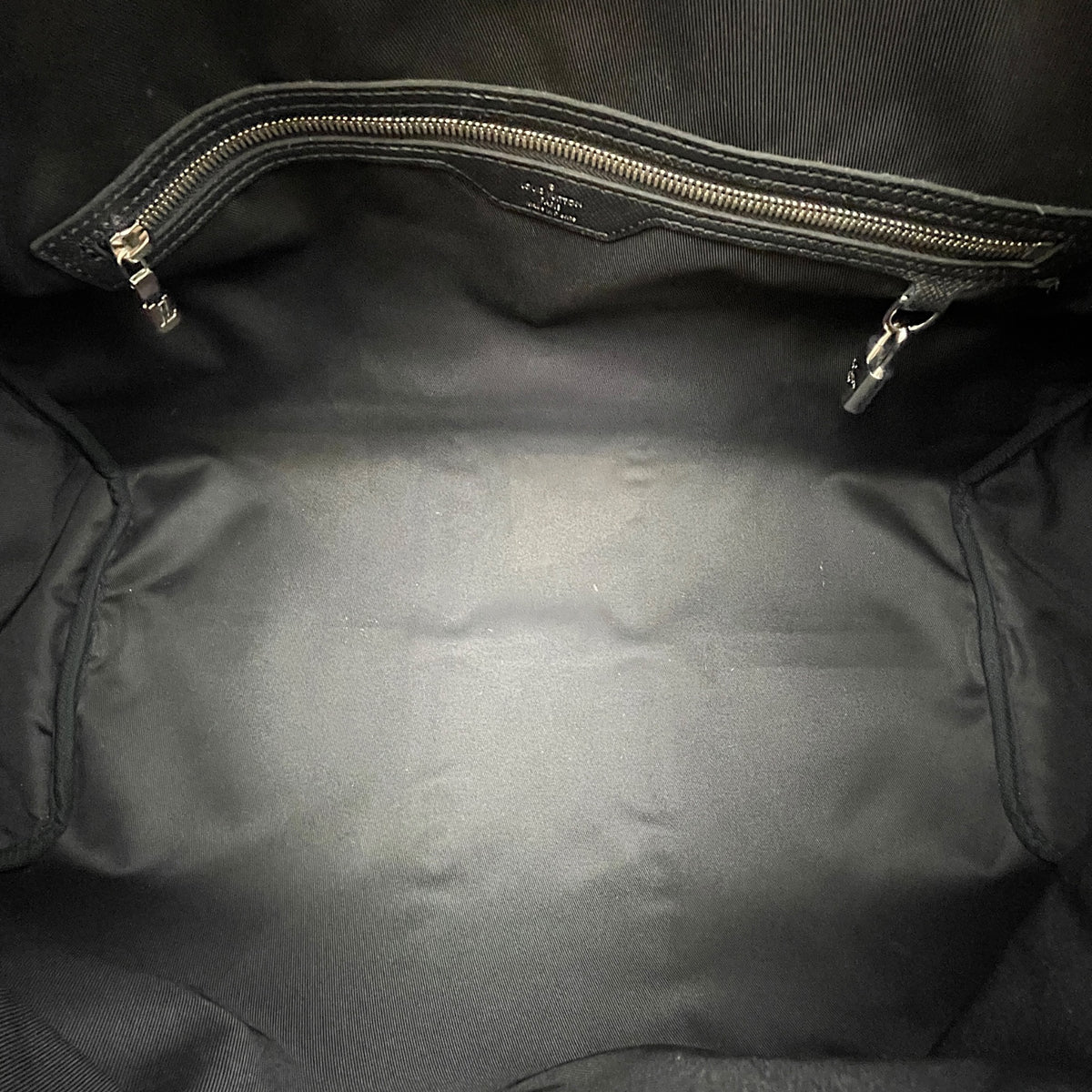 Keepall Black Duffle Bag in Taiga Leather Silver hardware