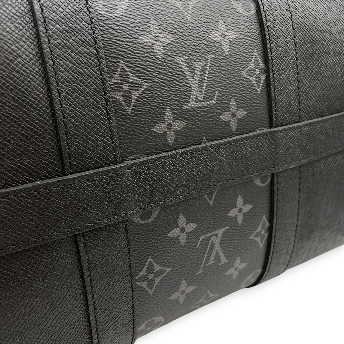 Keepall Black Duffle Bag in Taiga Leather Silver hardware
