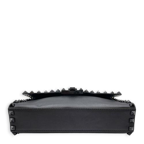 Rockstud 23 Black Crossbody Bag So Black hardware