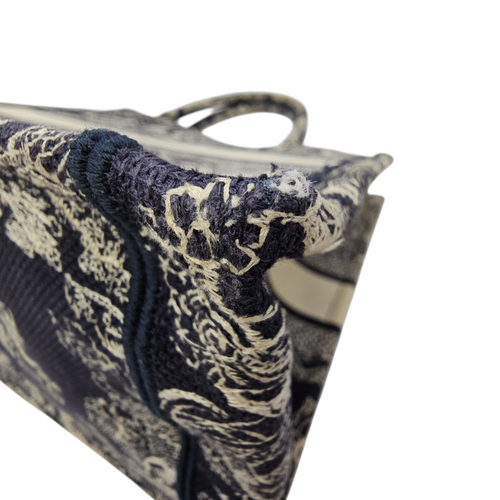 Book Tote Blue Top Handle Bag in Canvas