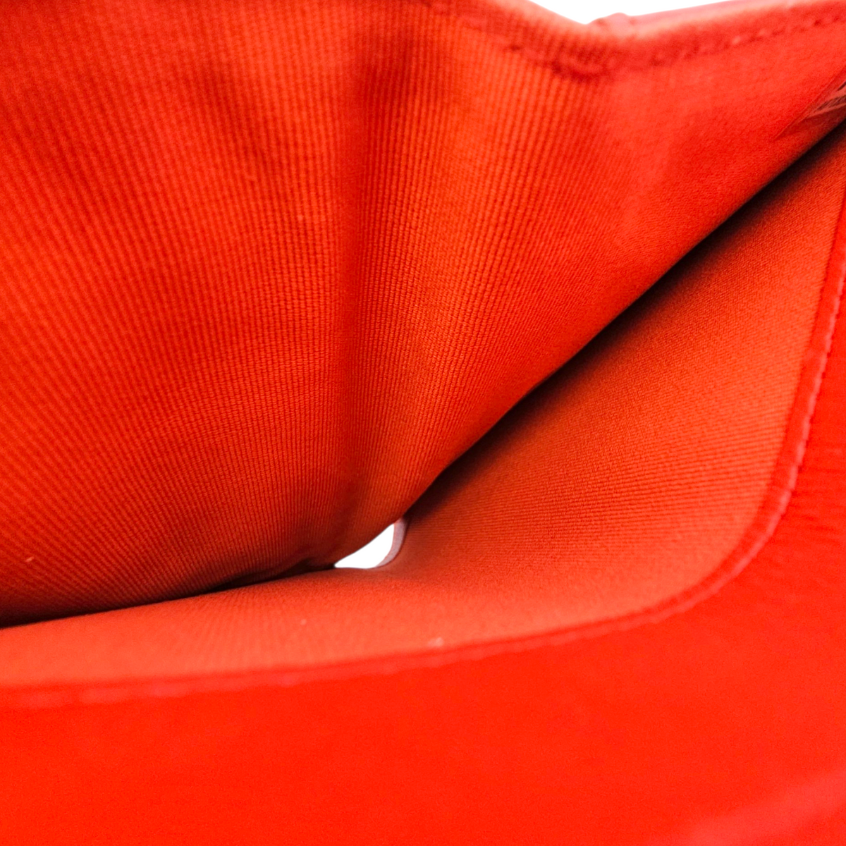 Classic Small Flap  Red Wallet in Caviar Leather Light Gold hardware