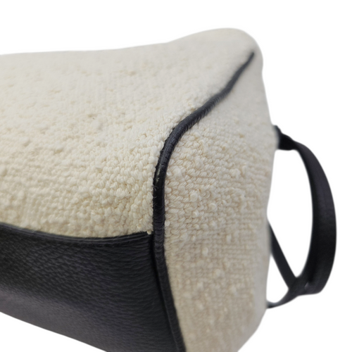 Urban Essentials  31 White Shoulder Bag in Tweed Gold hardware