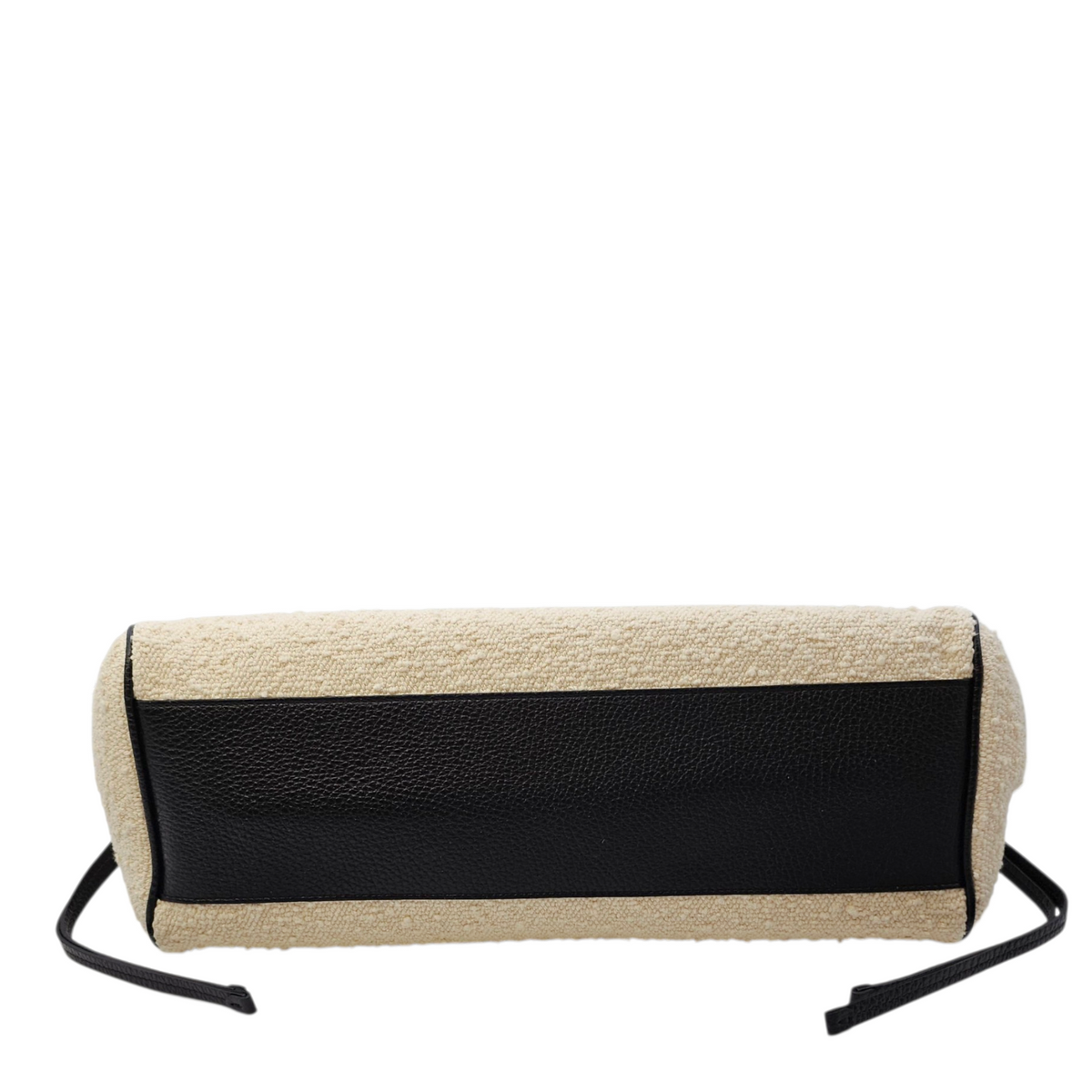 Urban Essentials  31 White Shoulder Bag in Tweed Gold hardware