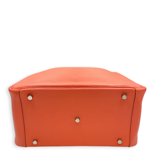 Lindy 30 Flamingo in Evercolor Palladium hardware