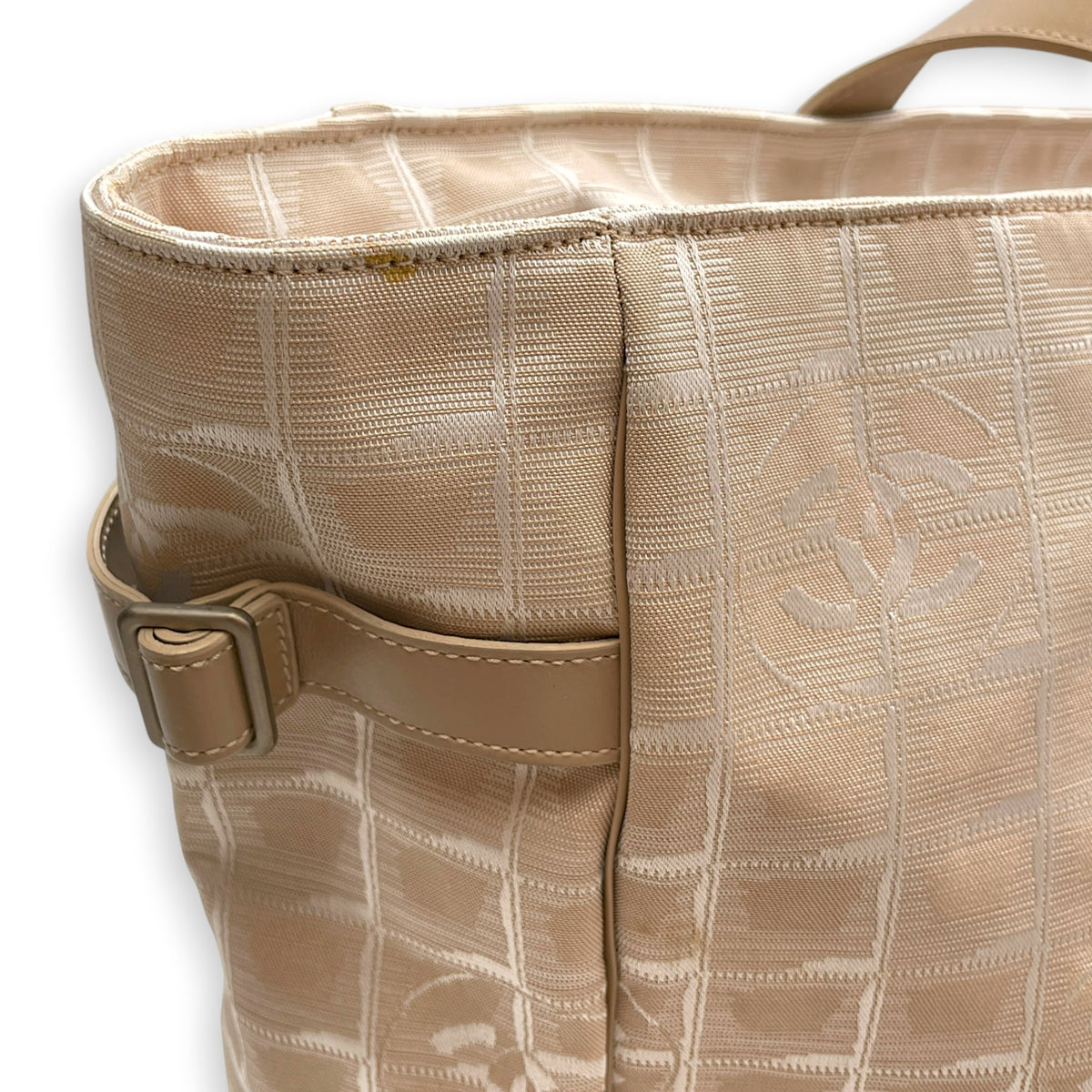 Travel Line  43 Beige Tote Bag in Jacquard Silver hardware