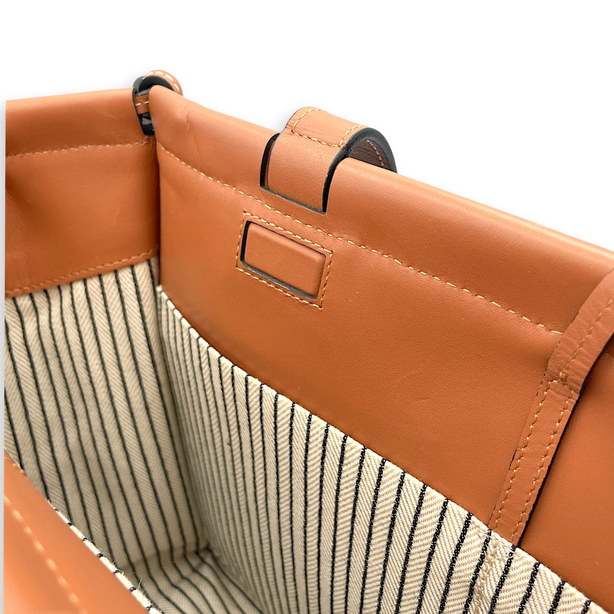 Cushion  32 Black Tote Bag in Canvas