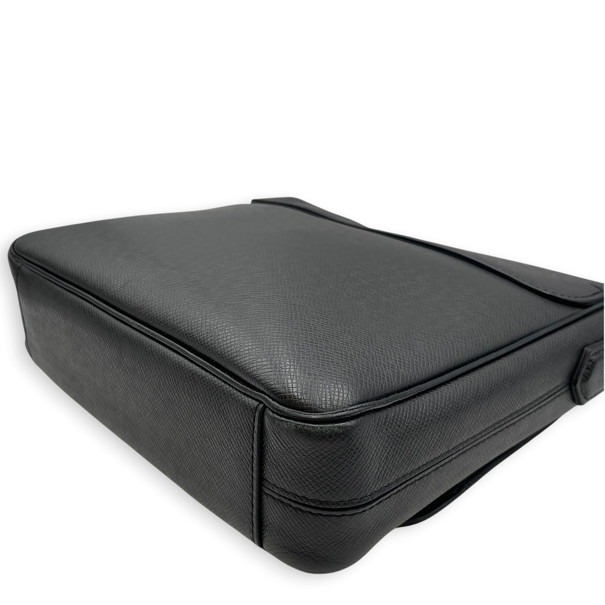 Speed LV Aerogram  Black Messenger in Taiga Leather Silver hardware