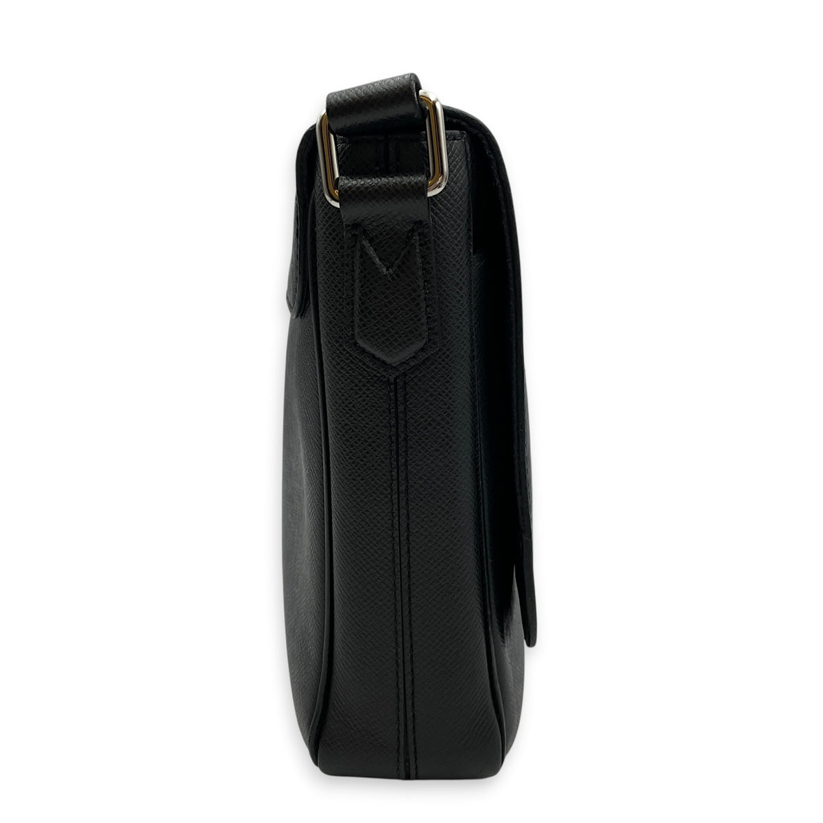 Speed LV Aerogram  Black Messenger in Taiga Leather Silver hardware