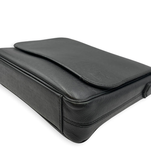 Speed LV Aerogram  Black Messenger in Taiga Leather Silver hardware
