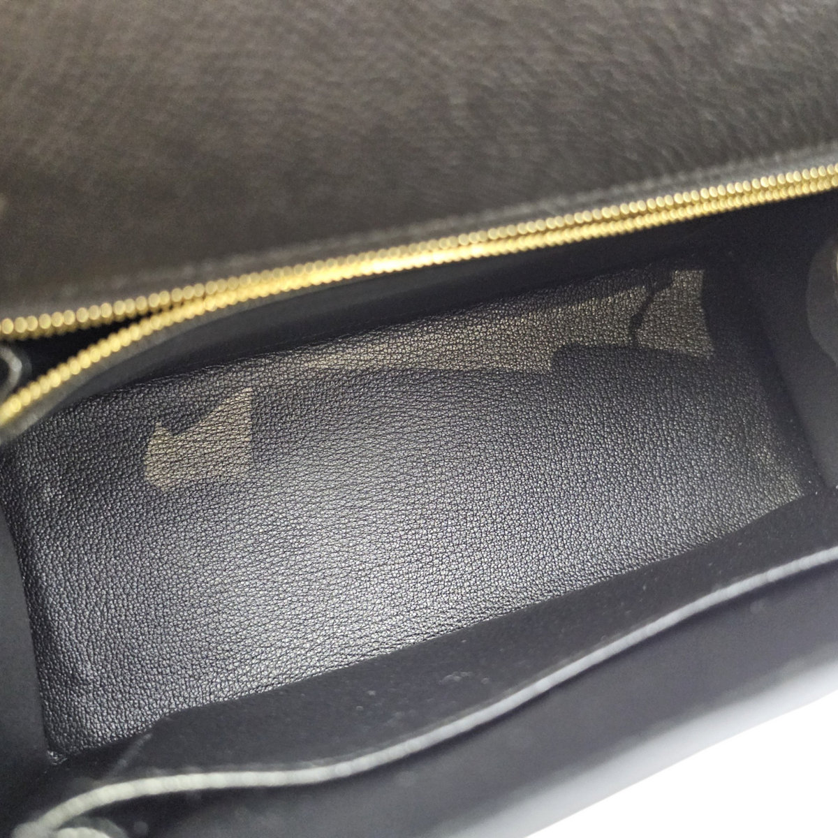Sellier Kelly 25 Noir in Epsom Gold hardware