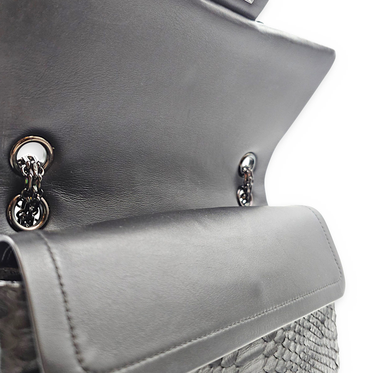 2.55 Black Shoulder Bag in Python Leather Ruthenium hardware