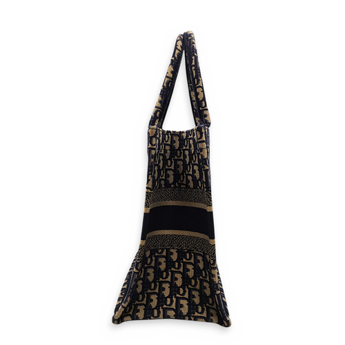 Book Tote 37 Blue Tote Bag in Jacquard