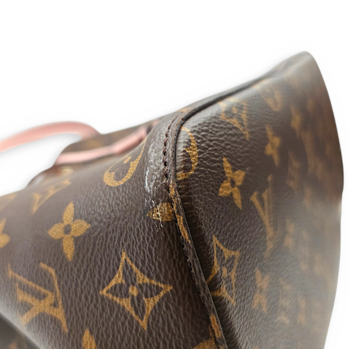 NeoNoe MM Monogram with Rose Poudre Bucket Bag in Monogram Coated Canvas Gold hardware