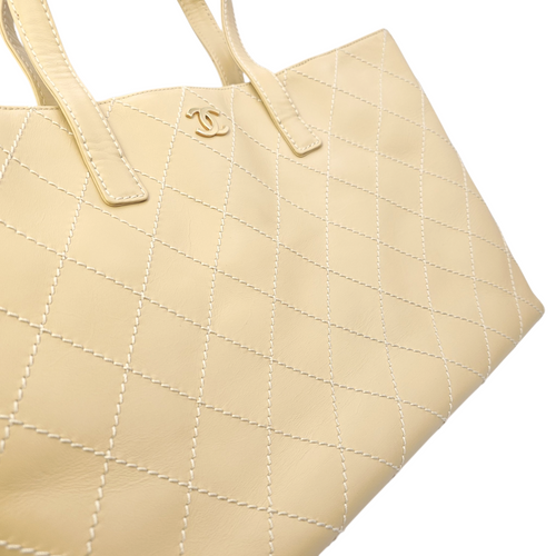 Vintage Wild Stitch Beige Tote Bag in Calfskin Gold hardware