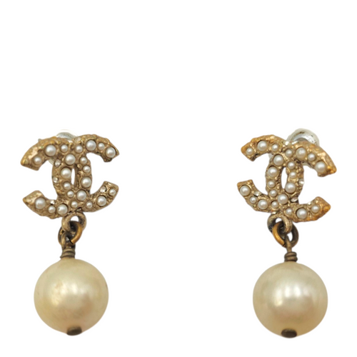 Pearl CC  Gold Earrings Gold hardware
