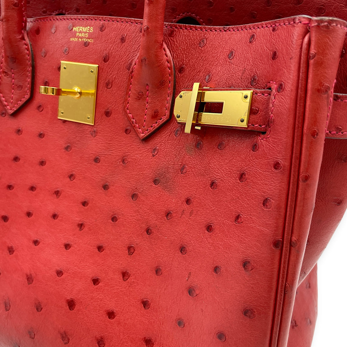 Birkin 30 Rouge Vif in Ostrich Gold hardware