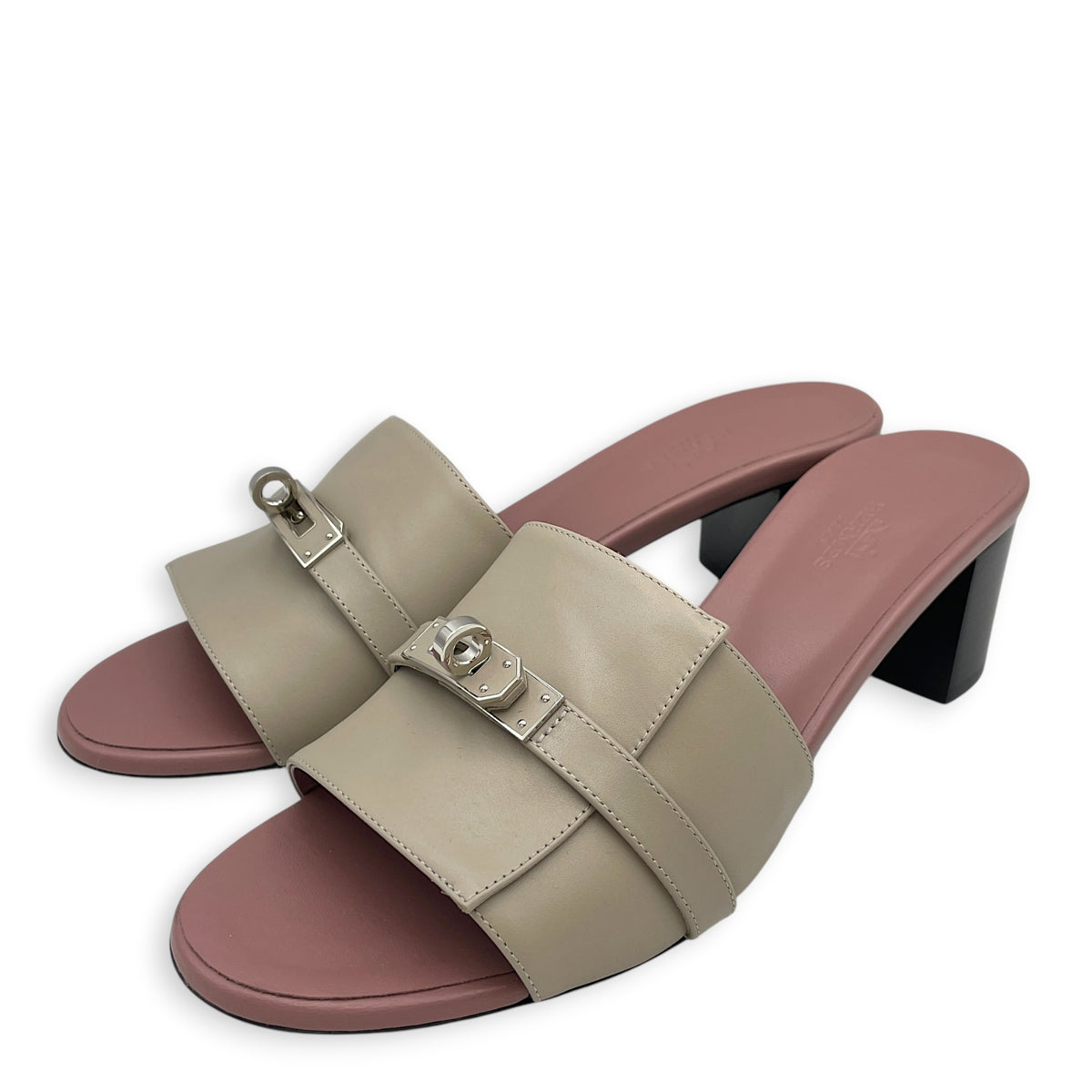 Gigi 50 40 Beige Galet Sandals in Calfskin Palladium hardware