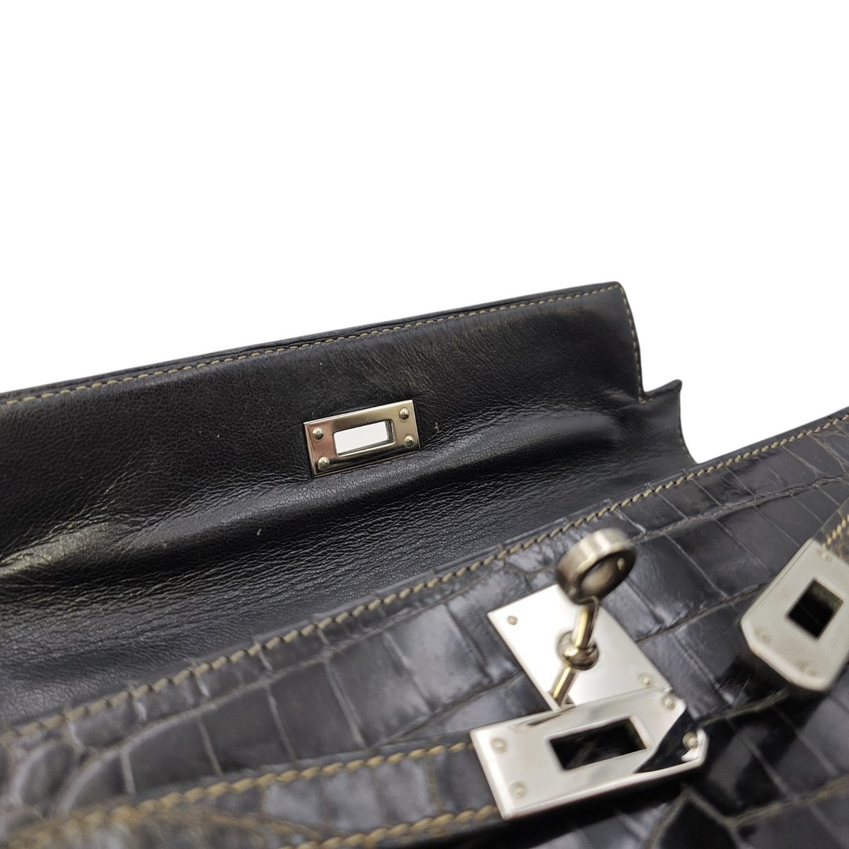 Kelly Pochette Graphite in Shiny Niloticus Palladium hardware