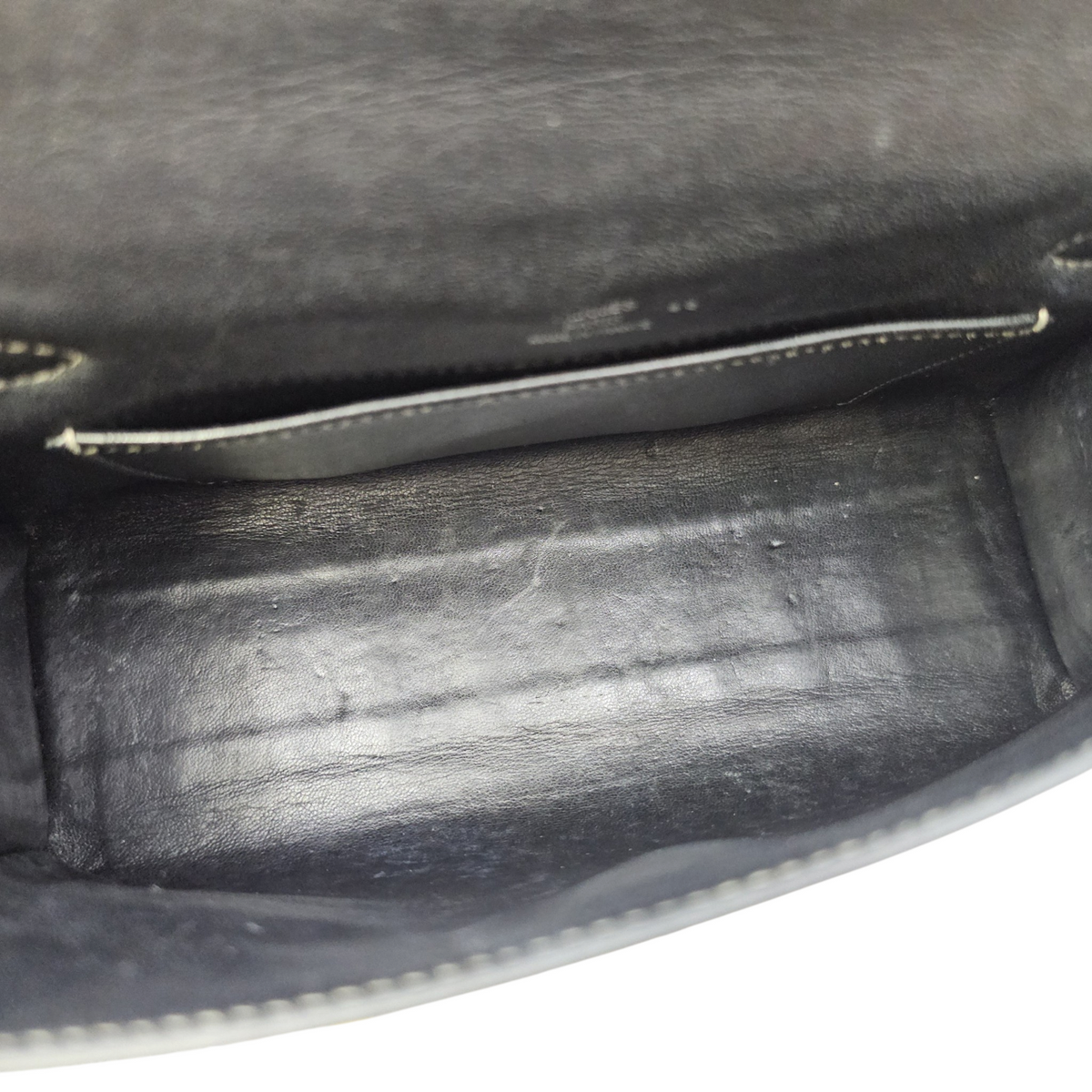 Kelly Pochette Graphite in Shiny Niloticus Palladium hardware