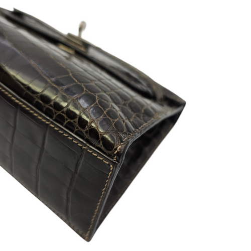 Kelly Pochette Graphite in Shiny Niloticus Palladium hardware