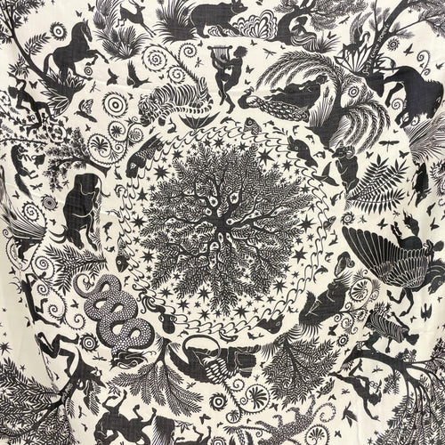 Sous le Charme d'Orphee Shawl 140 Noir/Blanc Shawl
