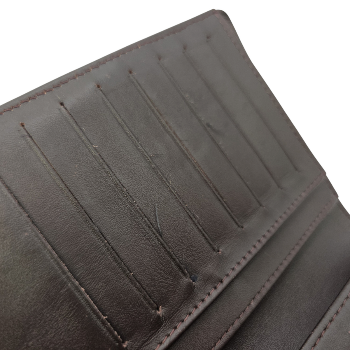 Bi Fold  Black Wallet in Caviar Leather Silver hardware