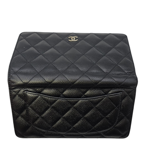 Bi Fold  Black Wallet in Caviar Leather Silver hardware