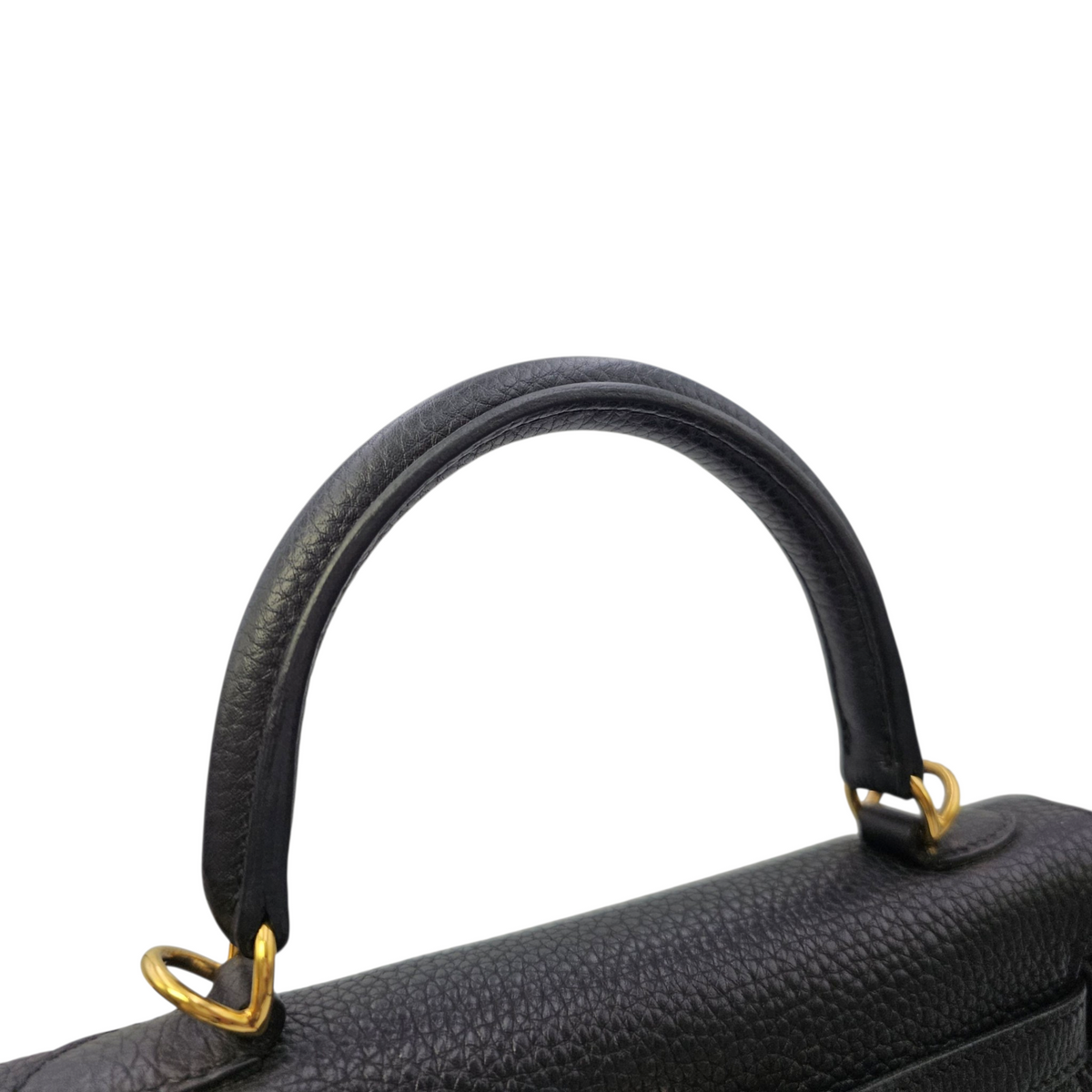 Kelly 25 Noir in Togo Gold hardware