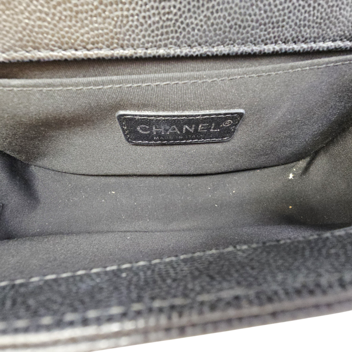 Boy 25 Black Shoulder Bag in Caviar Leather Ruthenium hardware
