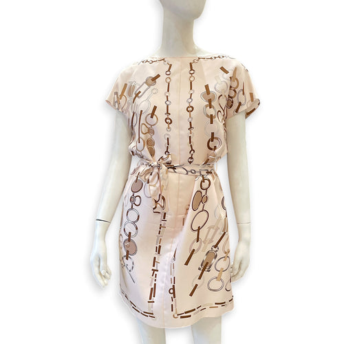 “Do Re Boucles”  36 Beige Ready-To-Wear in Silk