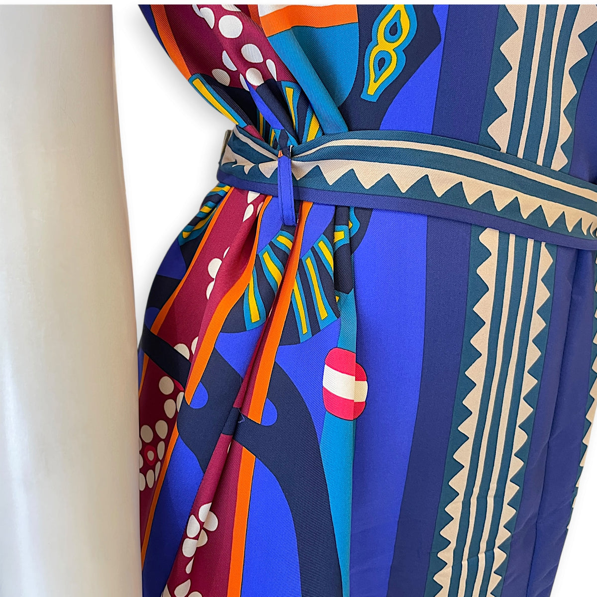Fantaisie d’Etriers “ Printed Tunic Dress  36 Multi-colour Ready-To-Wear in Silk