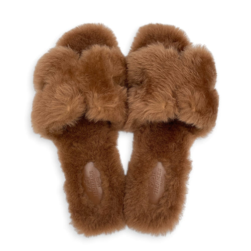 Oran 37 Gold Sandals in Shearling