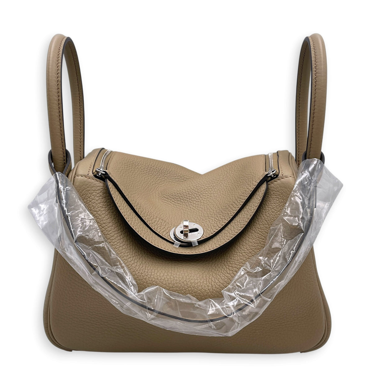 Lindy 26 Beige Marfa in Clemence Palladium hardware