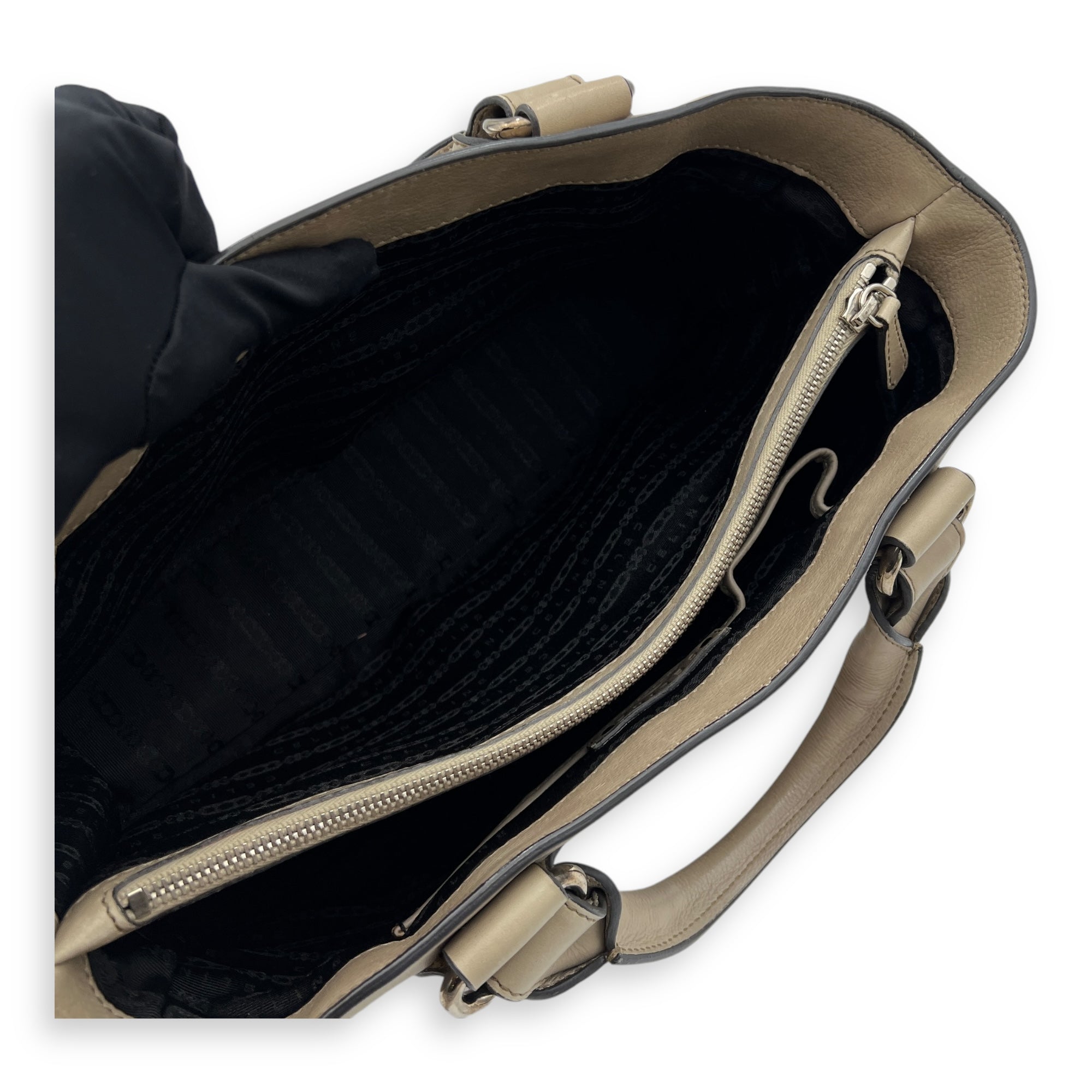 Boogie Top Handle Bag Beige in Calfskin, Silver hardware