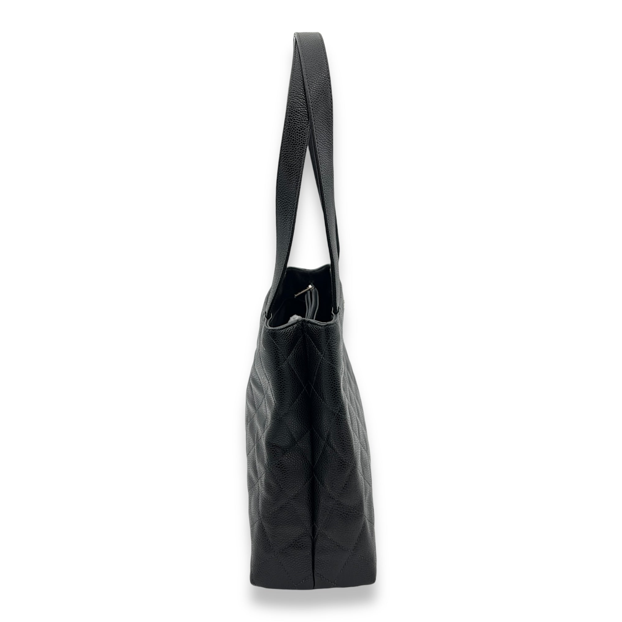 CC Black Tote Bag in Caviar Leather, Silver hardware