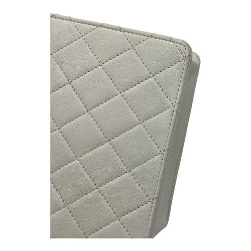 Chic Pearls White Crossbody Bag in Lambskin, Gold hardware