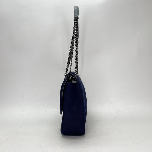 Chic With Me Shoulder bag in Jersey, Gunmetal Hardware