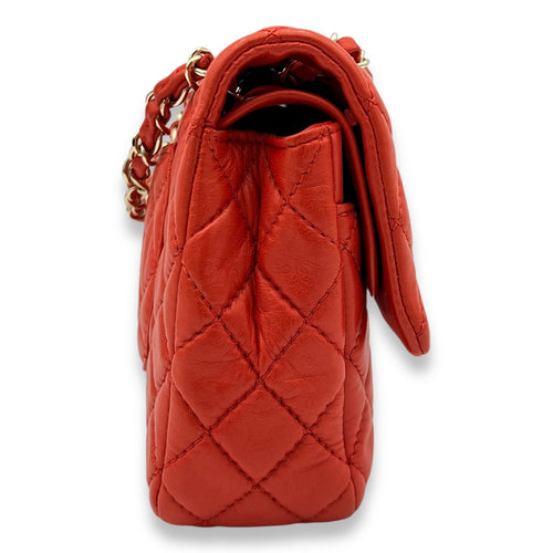 Classic Medium Orange Shoulder Bag in Lambskin, Gold hardware