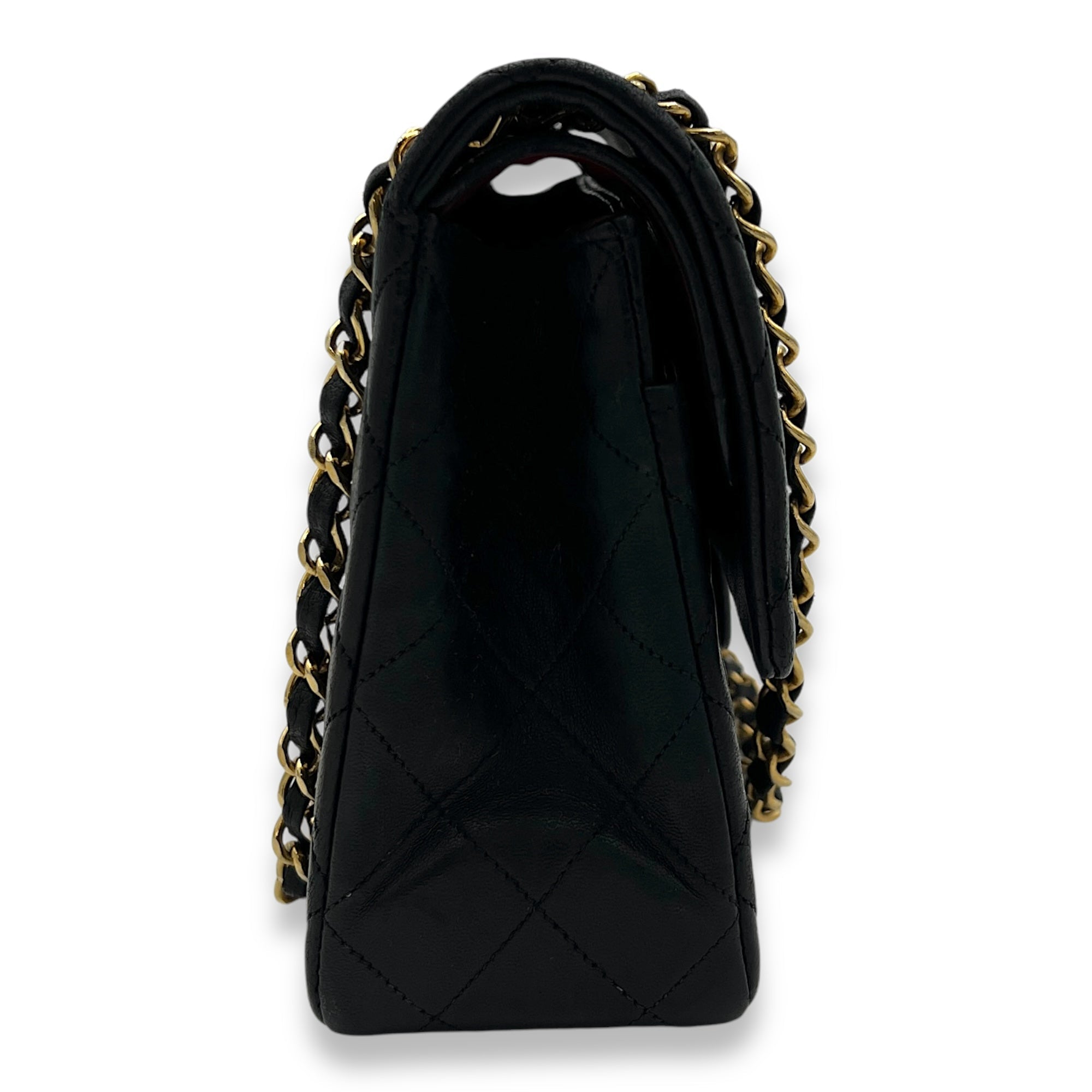 Classic Shoulder Bag Medium Black in Lambskin, Gold hardware