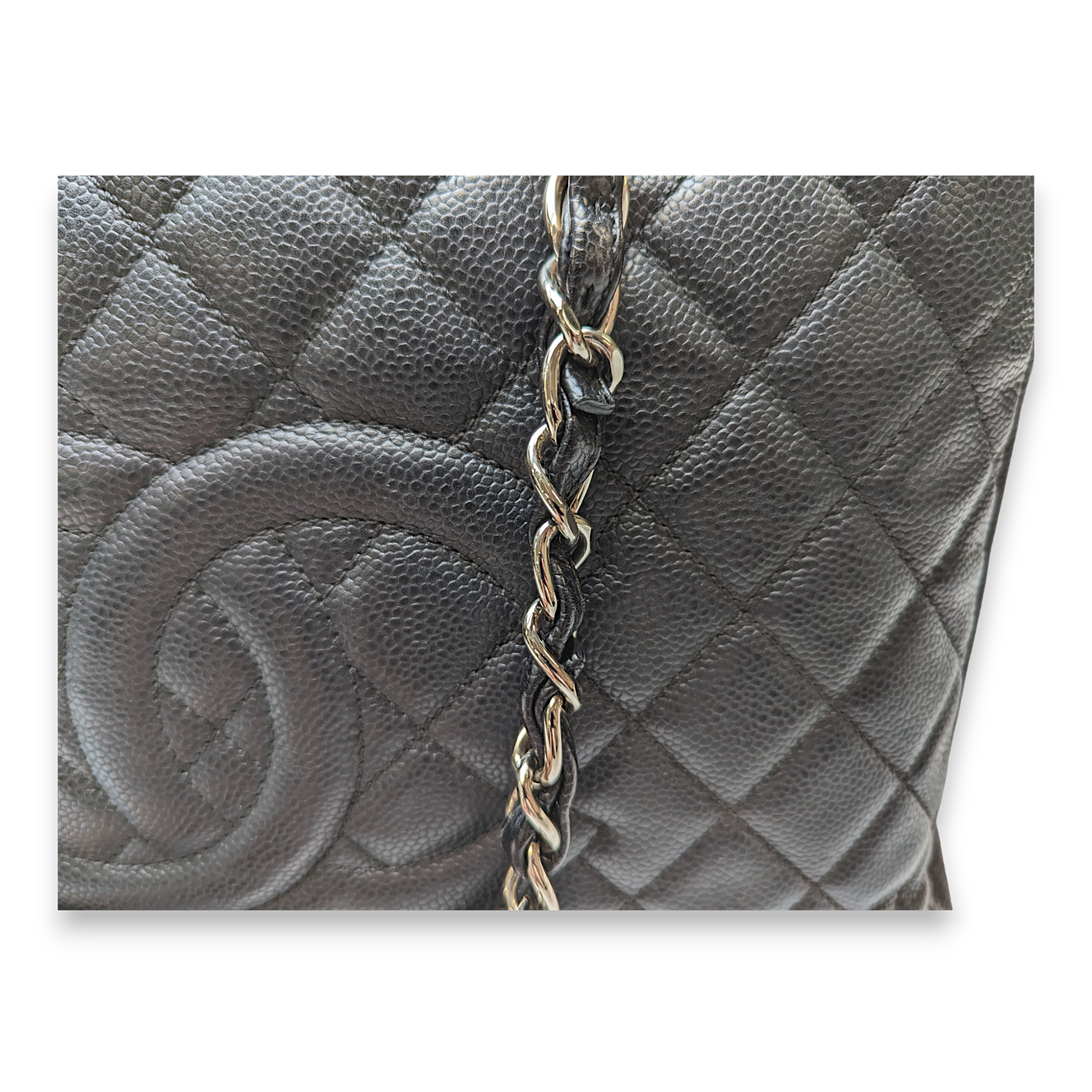 GST Black Shoulder Bag in Caviar Leather, Silver hardware