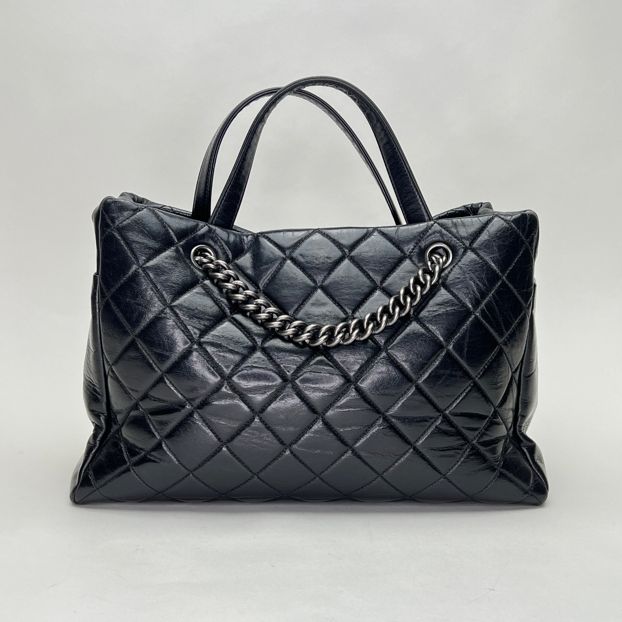 Glazed Quilted Nameplate Tote Tote bag in Calfskin, Ruthenium Hardware