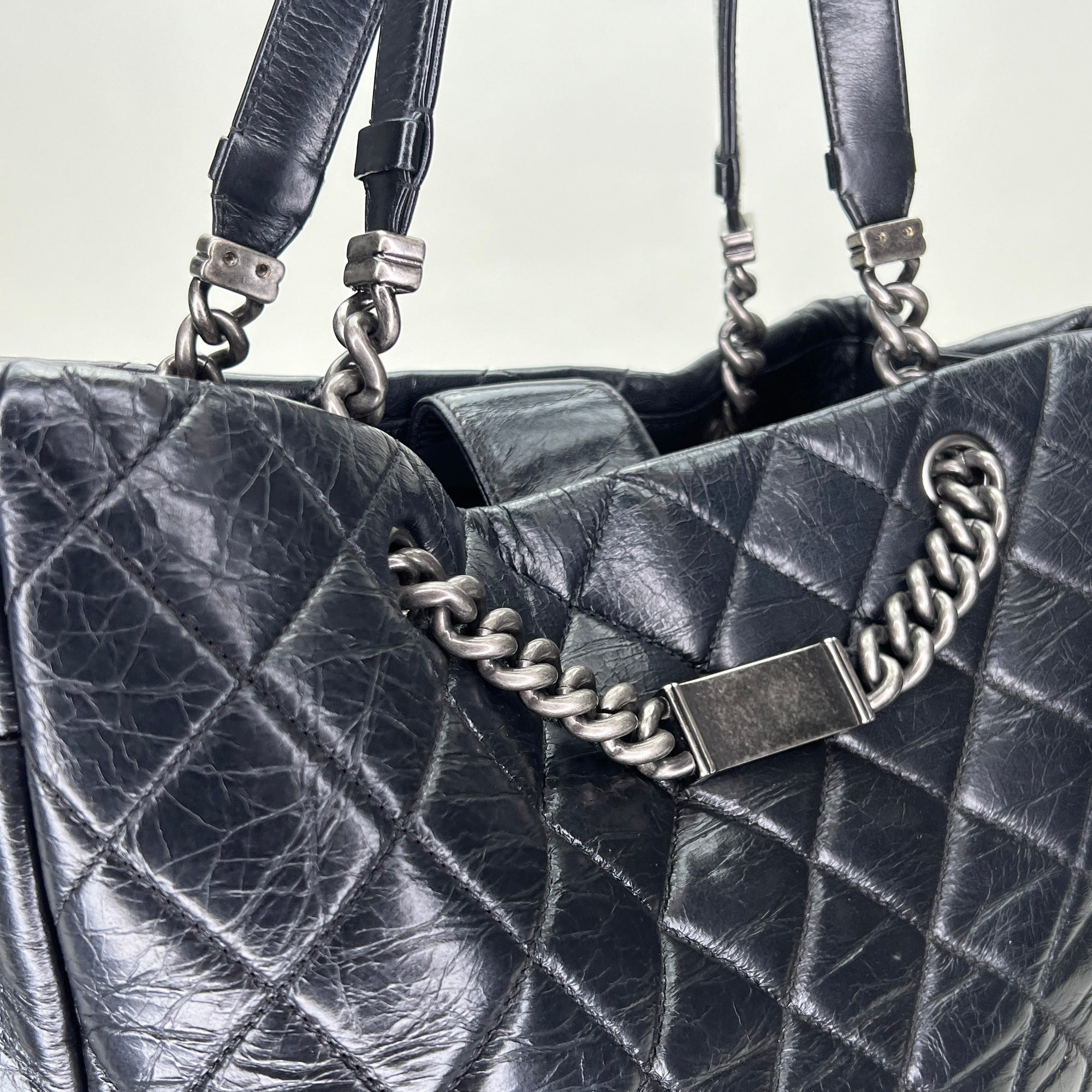 Glazed Quilted Nameplate Tote Tote bag in Calfskin, Ruthenium Hardware
